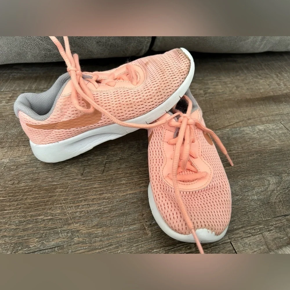 Nike Kids Tanjun (GS) LT Atomic Coral Pink Crimson White Size 13cn